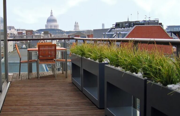 Roof terrace designers 768x494