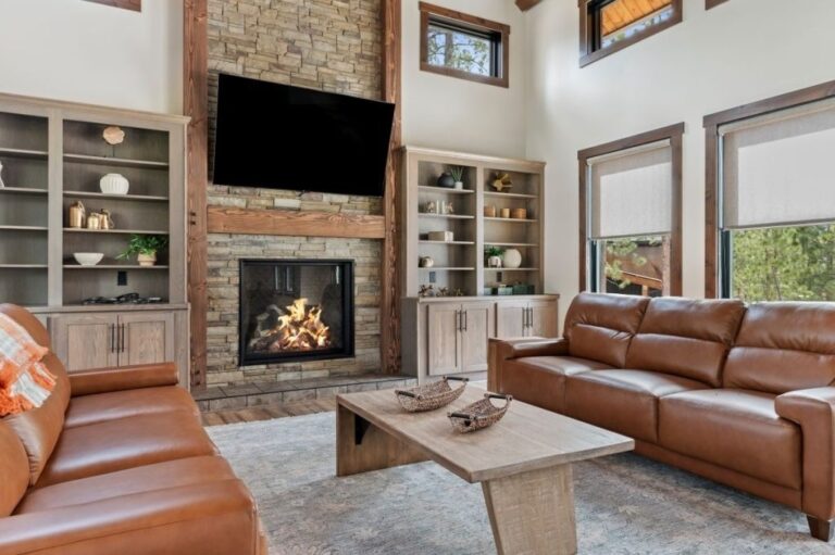 imgi 70 24 Trailside Loop interiors 16 2 1024x681 1 768x511
